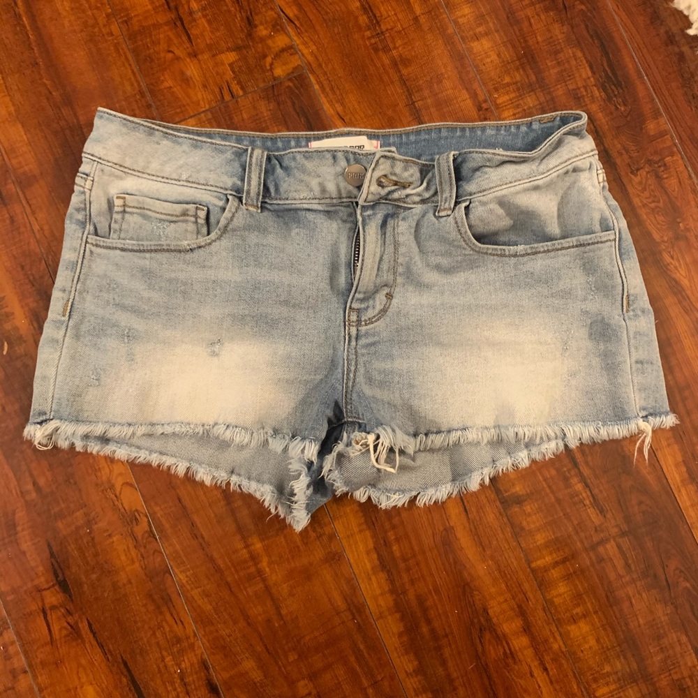 VS pink cut off shorts